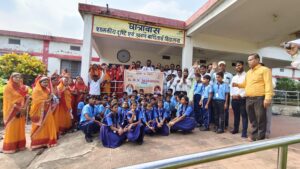 के.डी.वी. मिशन के तत्वावधान में दृष्टिहीन एवं मूकबधिर बच्चों के बीच मनाई गई दिवाली — सेवा, दया और आत्मपूजा का संदेश 2 IMG 20251014 WA0075