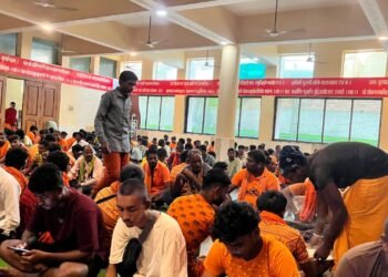 अमरकंटक में सावन की भक्ति का महासंगम : उपमुख्यमंत्री  विजय शर्मा के नेतृत्व में कांवड़ियों की सेवा में जुटा है जिला बोल बम समन्वय समिति