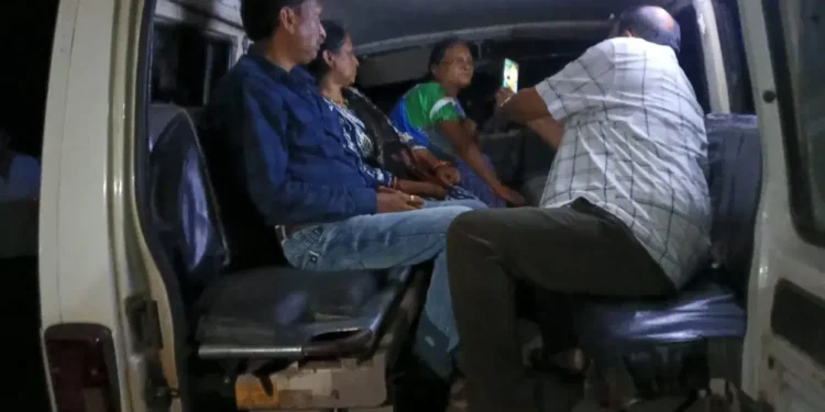 अचानकमार टाइगर रिजर्व में बड़ा सड़क हादसा, बस पलटने से 25 यात्री बाल-बाल बचे 1 अचानकमार टाइगर रिजर्व में बड़ा सड़क हादसा, बस पलटने से 25 यात्री बाल-बाल बचे