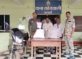 📰 कबीरधाम पुलिस की बड़ी कार्रवाई: अवैध शराब की बड़ी खेप जब्त, दो तस्कर गिरफ्तार