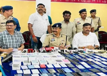 कटोरा तालाब स्थित शोभा टेलीकॉम मोबाइल दुकान, रायपुर