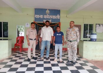 नवीन बाजार चौक में दो पक्षों के बीच मारपीट – पुलिस ने शामिल व्यक्तियों का पता कर की त्वरित एवं कड़ी कार्रवाई