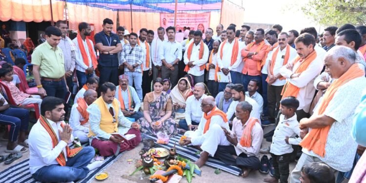 पंडरिया विधानसभा में विकास की नई राह, विधायक भावना बोहरा ने बहुप्रतीक्षित दशरंगपुर से खंडसरा सड़क निर्माण कार्य का किया भूमिपूजन