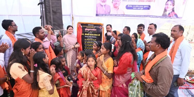 पंडरिया विधायक भावना बोहरा ने 1.97 करोड़ रु. से अधिक की लागत से मलकछरा से गुढ़ा के मध्य बहुप्रतीक्षित पुल निर्माण कार्य का किया भूमिपूजन