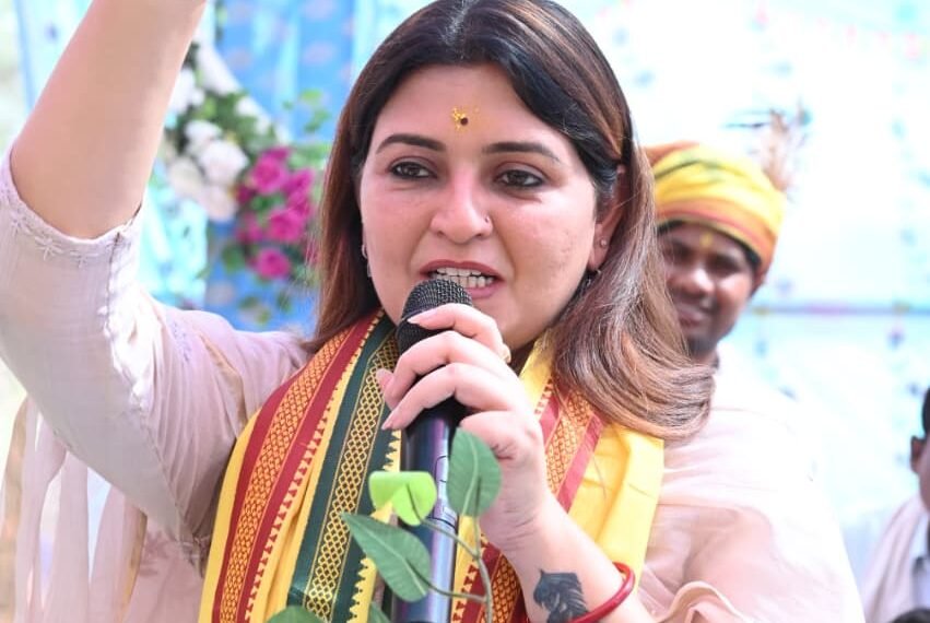 पीएम  नरेंद्र मोदी जी के नेतृत्व में गंगोत्री से गंगासागर तक देश भगवामय : भावना बोहरा