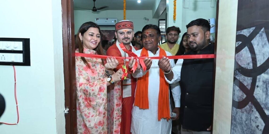 कवर्धा के पहले टीवी न्यूज़ चैनल UNA के छत्तीसगढ़-मध्यप्रदेश मुख्यालय का हुआ भव्य उद्घाटन