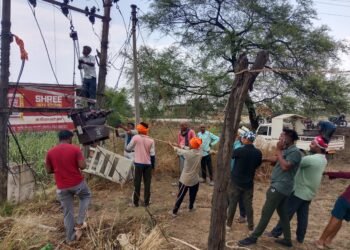 जनपद पंचायत पंडरिया क्षेत्र क्रमांक 22 में जनसमस्याओं के त्वरित निराकरण हेतु जनपद सदस्य रानी मिथलेश चन्द्रवंशी ने विधायक भावना बोहरा का किया आभार व्यक्त