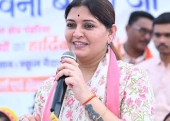 विधायक भावना बोहरा के संज्ञान में आते ही दंशरगपुर में हुआ सड़क मरम्मत कार्य