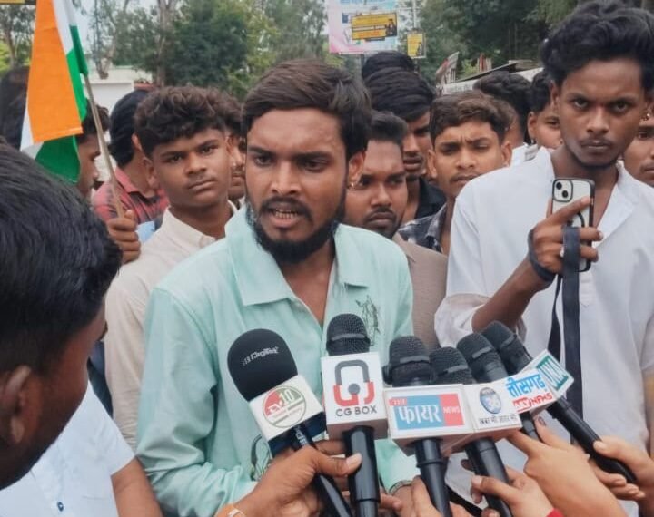 छात्र अधिकार पदयात्रा सफलतापूर्वक संपन्न, छात्रों के संघर्ष को मिली बड़ी सफलता