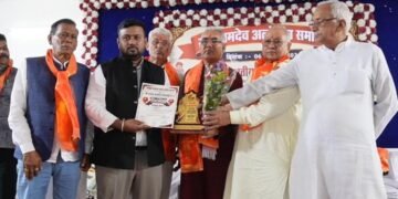 समाज गौरव सम्मान से अलंकृत हुए सौरभ नामदेव